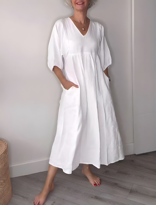 Daisy™ Elegance V-Neck Maxi Dress