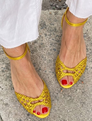 Daniella | Woven Vintage Sandals