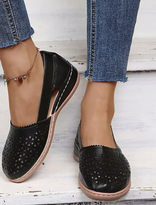 Viola™ Orthopedic Shoes
