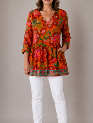 Priscilla | Long Blouse with V-Neck