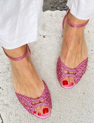 Daniella | Woven Vintage Sandals