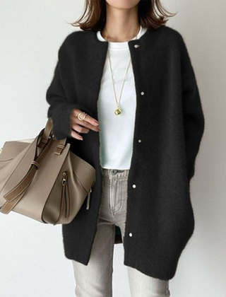 Seraphina - Warm and Elegant Cardigan
