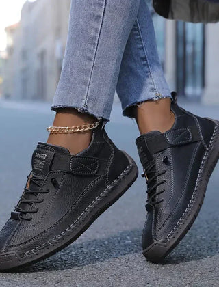 Clover™ Comfortable Orthopedic Sneakers