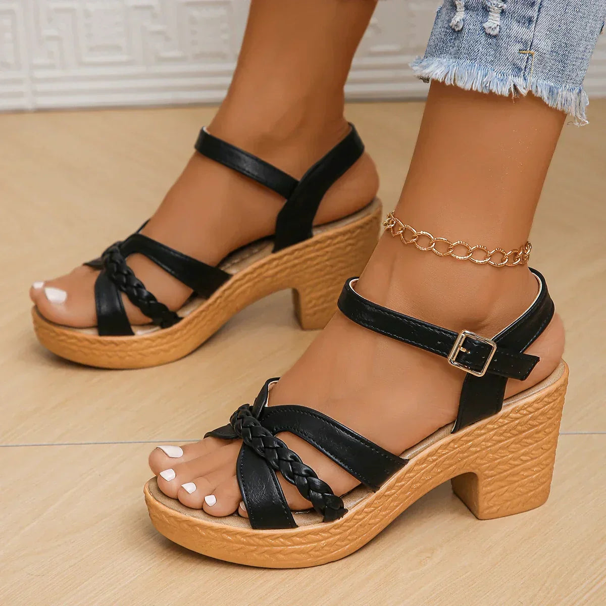Gianna™ | Classic Mid-Heel Sandals