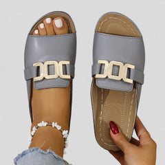 Zayra | Slides