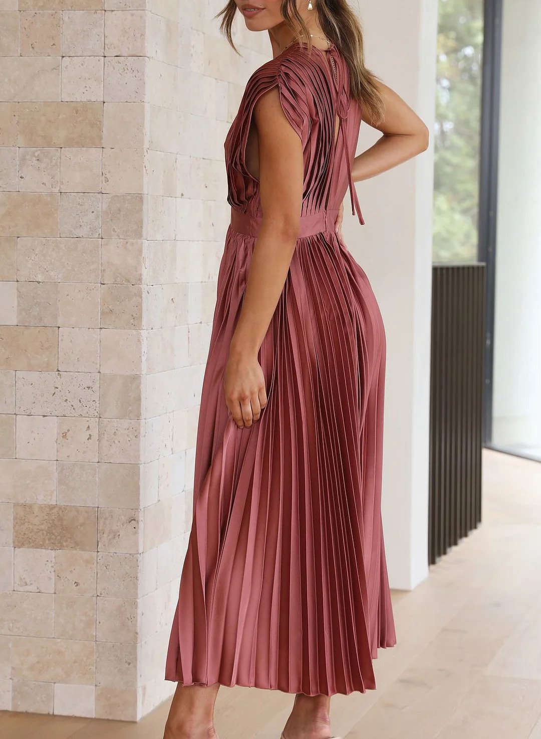 Ottavia™ Elegant Pleated Maxi Dress