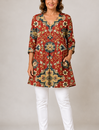 Amoura | Long Blouse with V-Neck